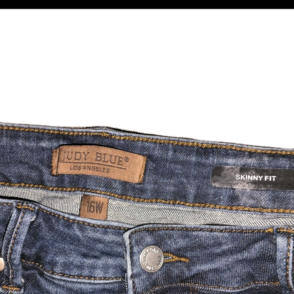 Judy Blue Skinny Fit Jeans